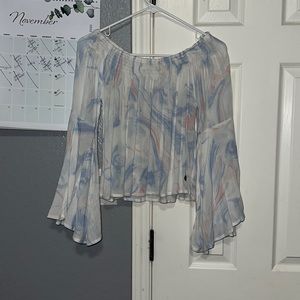 Off the shoulder woman’s Small shirt